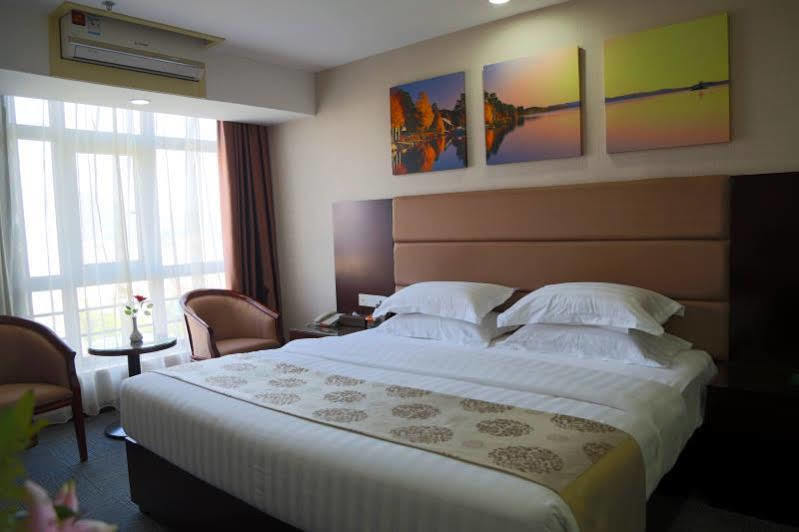 Yongchun Hotel Zhuhai Dış mekan fotoğraf